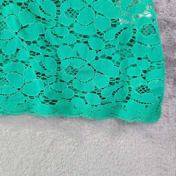 Liz‎ Claiborne Womens XL Green Lace Overlay Top Short Sleeve Floral Classic - Picture 3 of 10